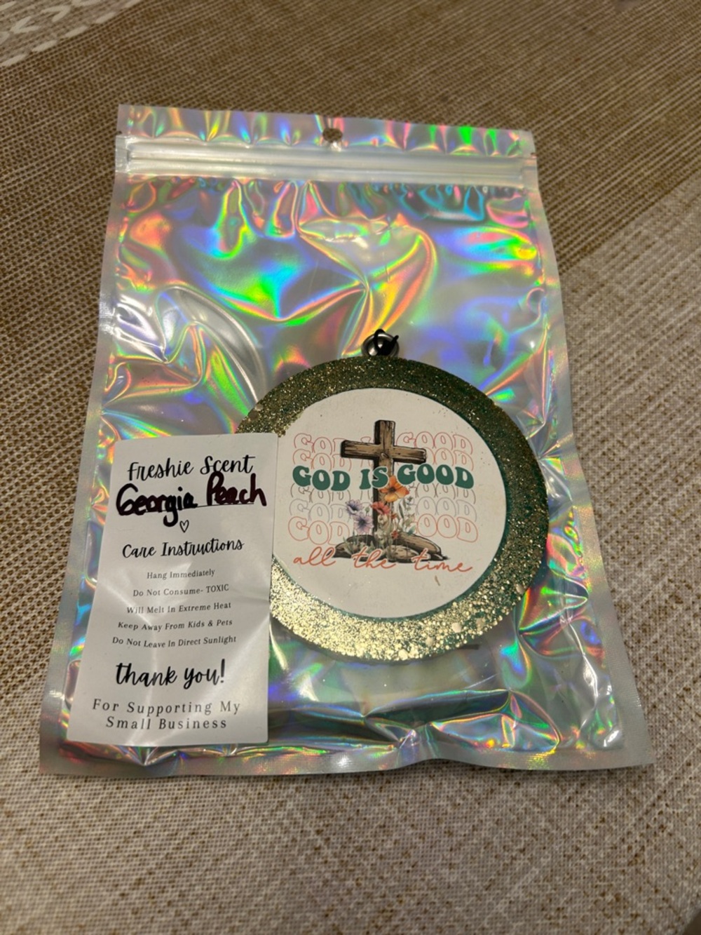 Decorative 'God Is Good' Glitter Hanging Ornament - Green